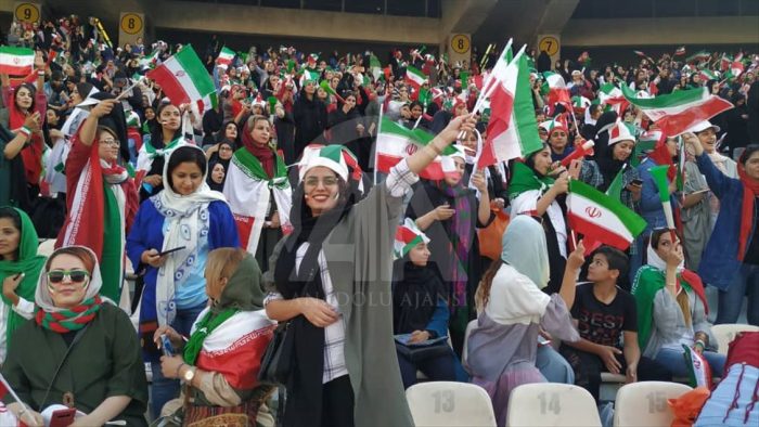 تاج: ۴ ورزشگاه آماده میزبانی از بانوان هستند