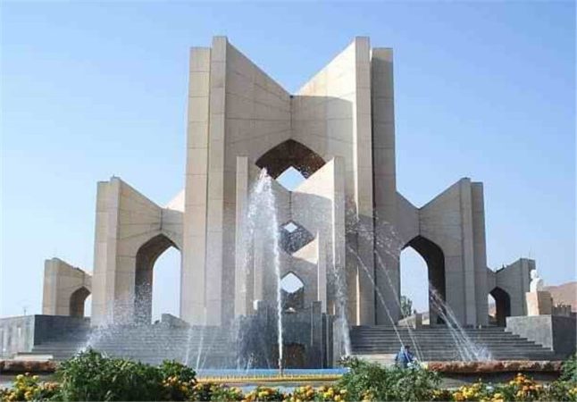 پیشرفت ۵۰ درصدی فاز اول آبنمای موزیکال مقبره‌الشعرا
