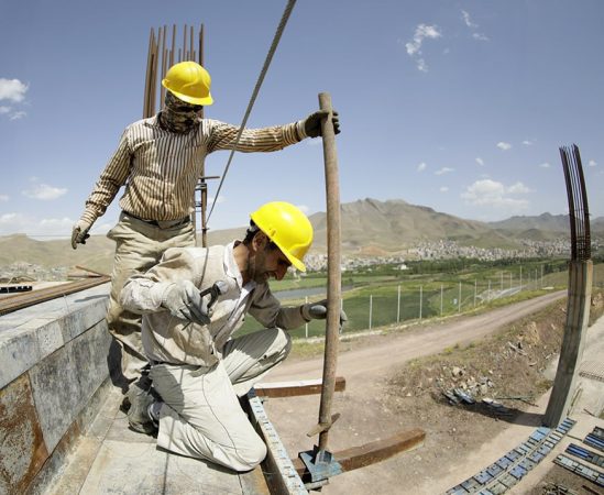 قطع بیمه ۳۰۰ هزار کارگر ساختمانی