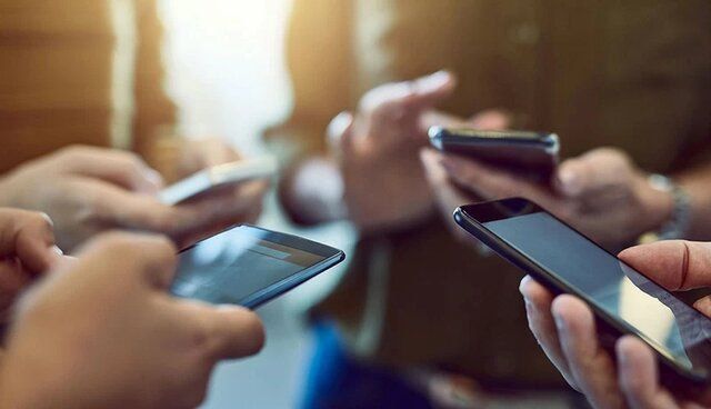 زارع‌پور: مشکل اینترنت کشور ریشه‌ای حل می‌شود