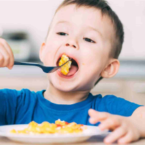 این ماده غذایی را حتما به کودک‌تان بدهید