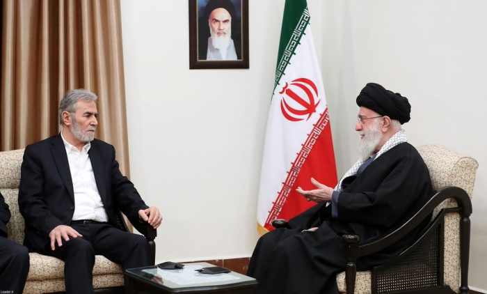 رهبر انقلاب: رژیم صهیونیستی قادر به شکست نیروهای مقاومت نیست