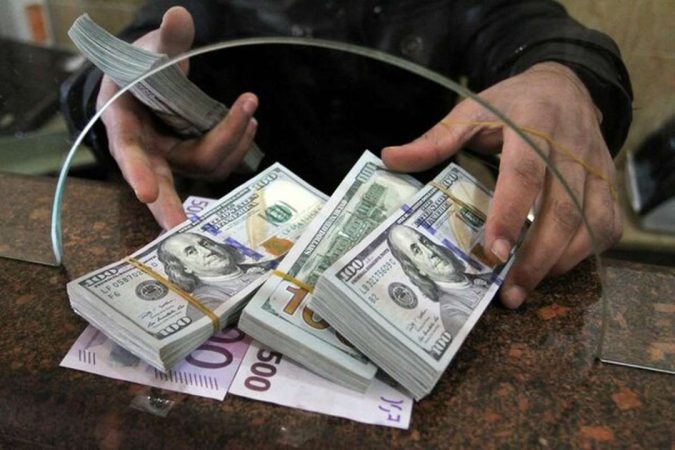 ۲۰۴ میلیون دلار حواله ارزی فروش نرفت