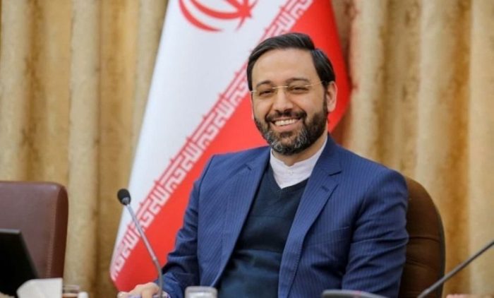 استاندار جهادی آذربایجان‌شرقی پلاک شهادت گرفت