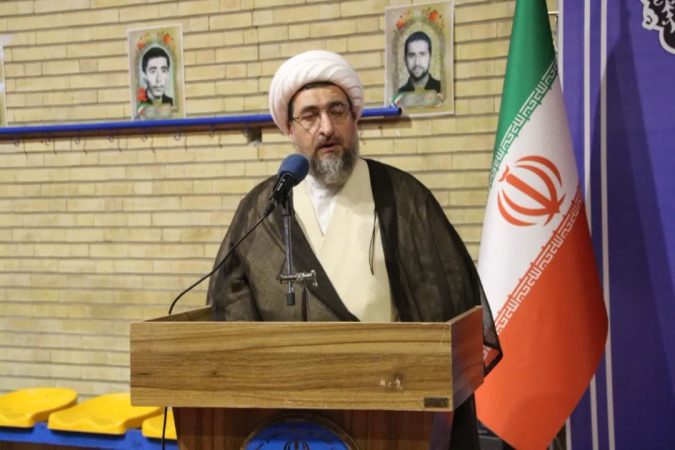 راه نجات همه ما کمک به محرومین است