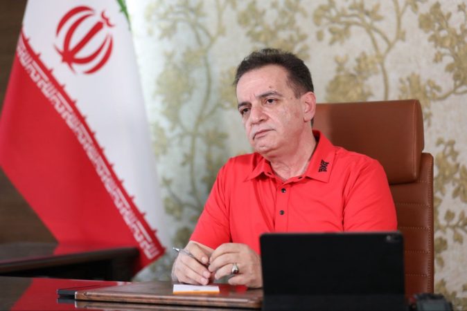 زنوزی: به دنبال اولین قهرمانی تراکتور در لیگ برتر هستیم