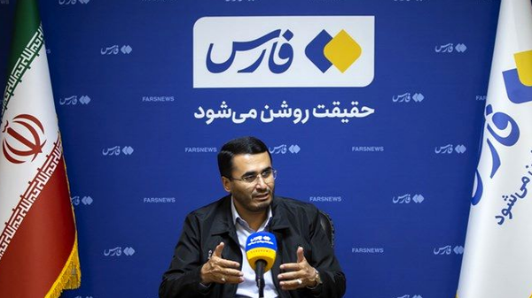 متفکرآزاد: وزیر راه با عاملان حذف نام شهید رحمتی برخورد کند