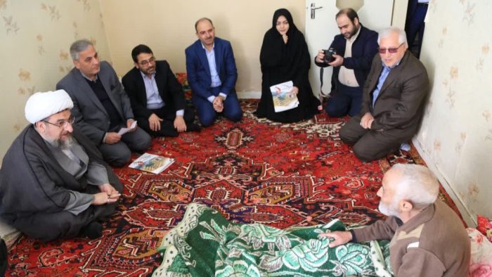 سلامی از دل تاریخ، ابلاغ پیام رهبرانقلاب به خانواده شهیدان تبریز