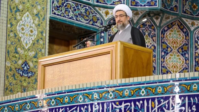 امام جمعه تبریز: ایران را تهدید نکنید، پاسخ ما کوبنده خواهد بود
