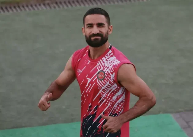 دلداری مهرداد محمدی به هادی عقیلی