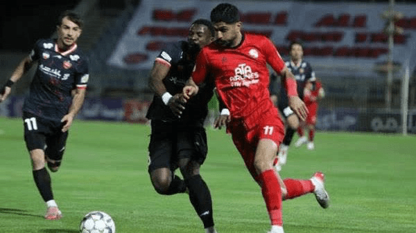 تراکتور – پرسپولیس  در جام حذفی به تعویق افتاد