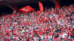 دیدار حساس تراکتور_پرسپولیس با حضور هواداران