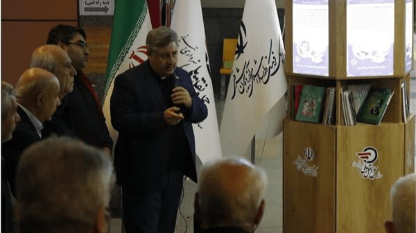 «توقف‌گاه اندیشه و کتاب» در مترو تبریز افتتاح شد